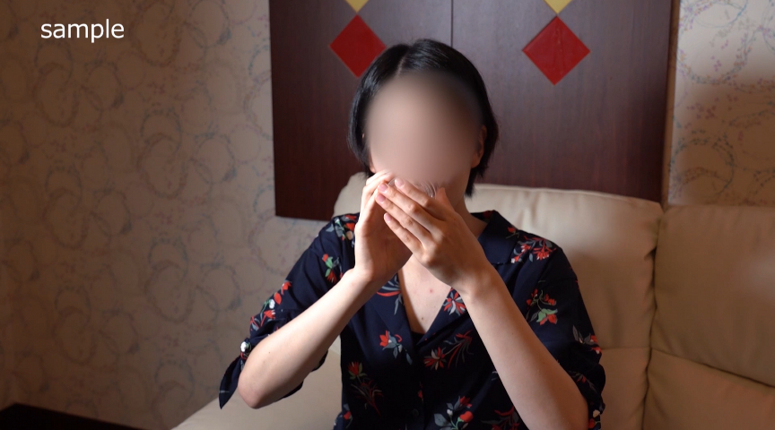 【namidame-0049】真面目な彼女が人知れず挑戦した初飲尿一部始終!のパッケージ画像